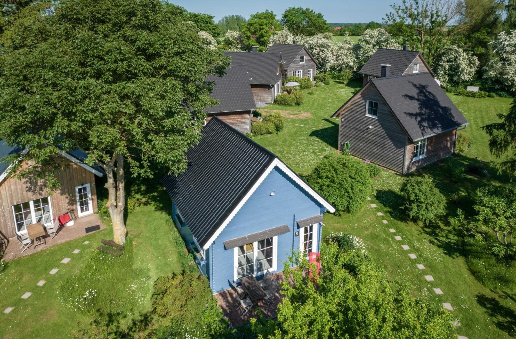 Schmidt'S Ferienhaeuser Bei Zingst Ludershagen Exterior photo